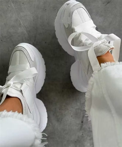 Ribbon lace-up sneakers