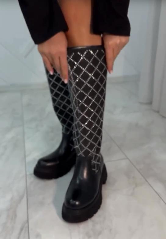 Diamond-patterned fashionable rhinestone high boots