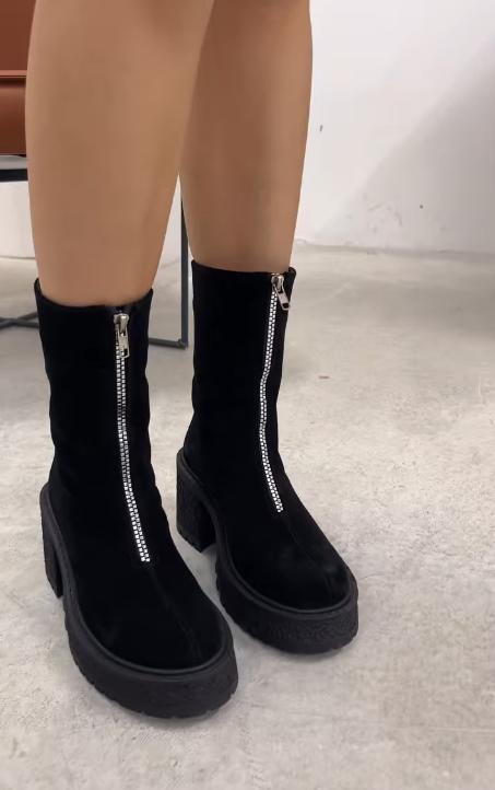 Suede Zippered Fashion Ankle Boots