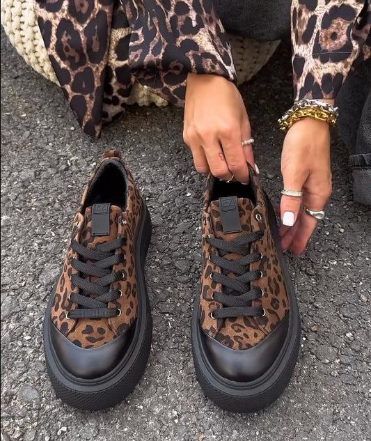 Leopard print canvas casual shoes