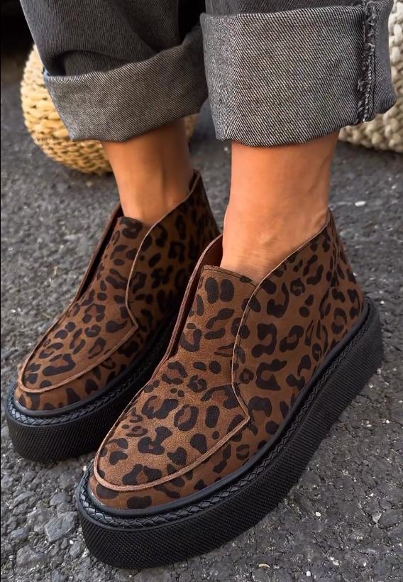 Leopard print fashion flat short boots